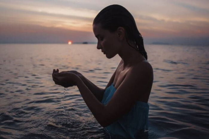 BAJKA O ZASMUCONYM SMUTKU...