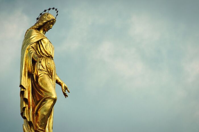 Spełnij osiem życzeń Matki Bożej