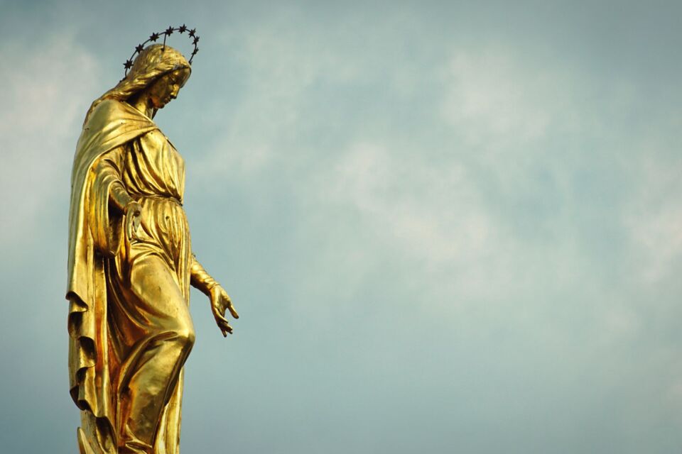 Spełnij osiem życzeń Matki Bożej