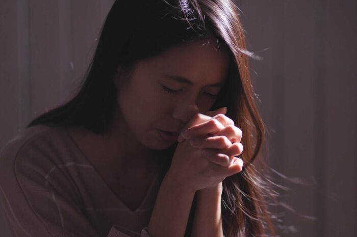 Co zrobić gdy mam roztargnienia na modlitwie?